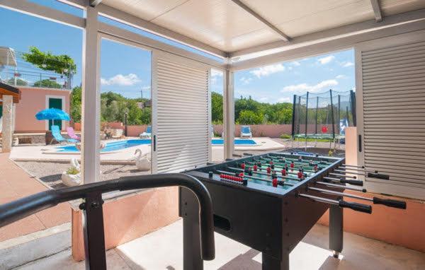 Holiday Home Perunika Zezevica Εξωτερικό φωτογραφία
