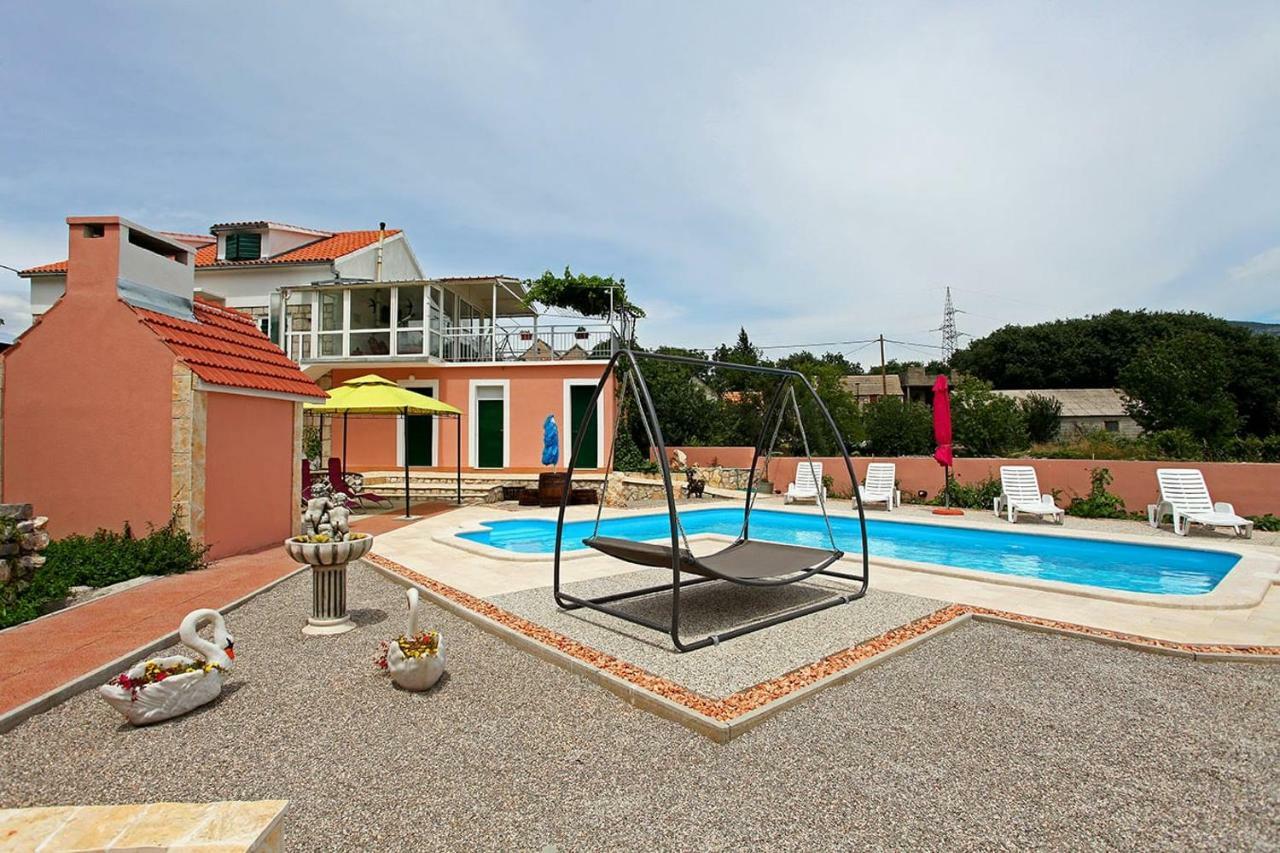 Holiday Home Perunika Zezevica Εξωτερικό φωτογραφία